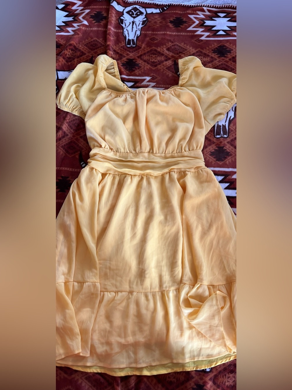 Beautiful yellow xxl open back dress